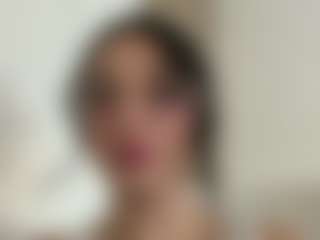 Kira Lopez's Live Sex Cam Show