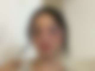 Kira Lopez's Live Sex Cam Show