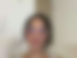 Kira Lopez's Live Sex Cam Show