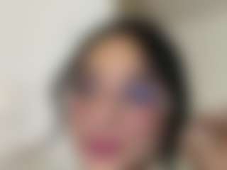 Kira Lopez's Live Sex Cam Show