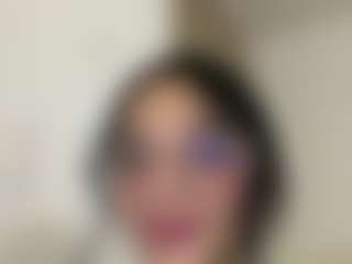 Kira Lopez's Live Sex Cam Show