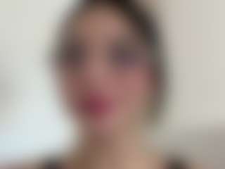 Kira Lopez's Live Sex Cam Show
