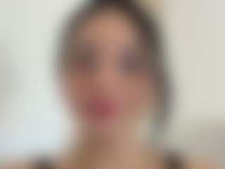 Kira Lopez's Live Sex Cam Show
