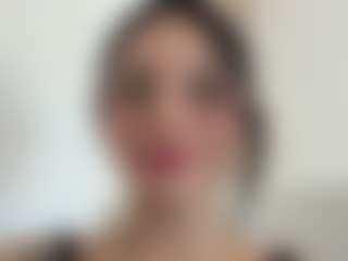 Kira Lopez's Live Sex Cam Show