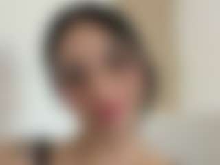 Kira Lopez's Live Sex Cam Show