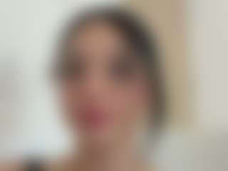 Kira Lopez's Live Sex Cam Show