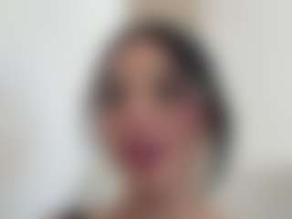 Kira Lopez's Live Sex Cam Show