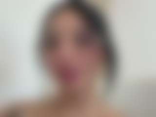 Kira Lopez's Live Sex Cam Show