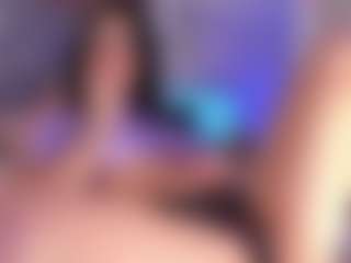 Kira Lopez's Live Sex Cam Show