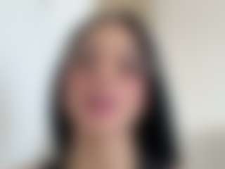 Kira Lopez's Live Sex Cam Show