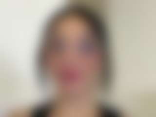 Kira Lopez's Live Sex Cam Show