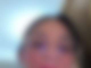 Kira Lopez's Live Sex Cam Show