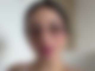 Kira Lopez's Live Sex Cam Show