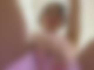 Kira Lopez's Live Sex Cam Show