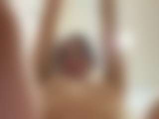 Kira Lopez's Live Sex Cam Show