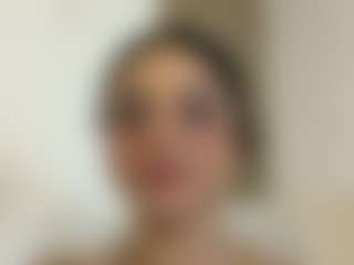 Kira Lopez's Live Sex Cam Show