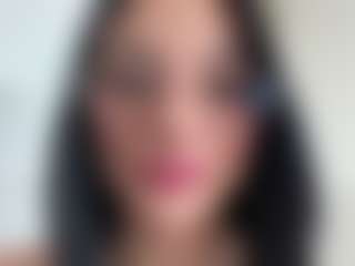 Kira Lopez's Live Sex Cam Show