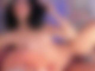 Kira Lopez's Live Sex Cam Show