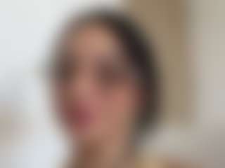 Kira Lopez's Live Sex Cam Show