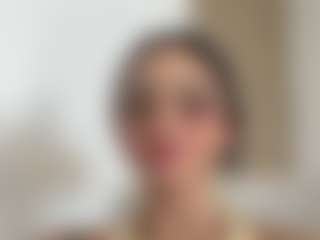 Kira Lopez's Live Sex Cam Show