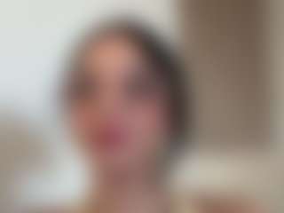 Kira Lopez's Live Sex Cam Show