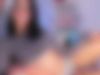 Kira Lopez's Live Sex Cam Show