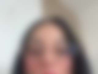 Kira Lopez's Live Sex Cam Show