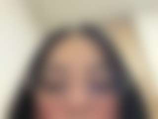 Kira Lopez's Live Sex Cam Show