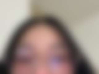 Kira Lopez's Live Sex Cam Show