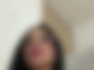 Live cam show with Kira Lopez - Blonde Hair on Streamer API