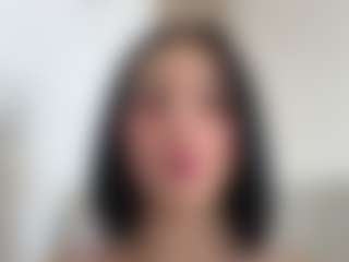Kira Lopez's Live Sex Cam Show