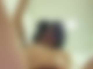 Kira Lopez's Live Sex Cam Show
