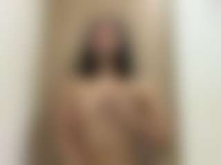 Kira Lopez's Live Sex Cam Show