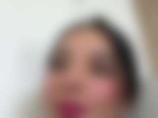 Kira Lopez's Live Sex Cam Show
