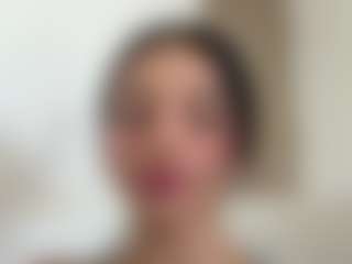 Live cam show with Kira Lopez - Asian Squirt on Camming Site