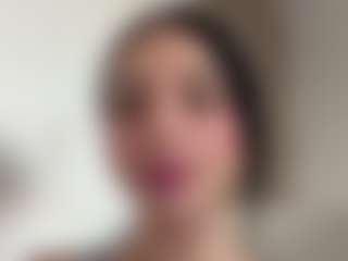 Kira Lopez's Live Sex Cam Show