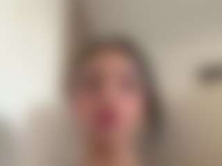 Kira Lopez's Live Sex Cam Show