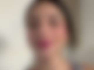 Kira Lopez's Live Sex Cam Show