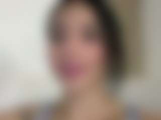 Kira Lopez's Live Sex Cam Show