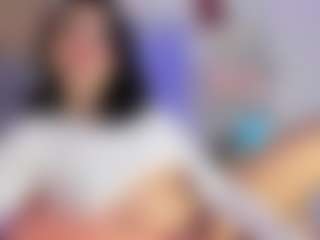 Live cam show with Kira Lopez - Gag on Camsoda