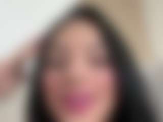 Kira Lopez's Live Sex Cam Show