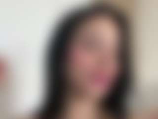Kira Lopez's Live Sex Cam Show
