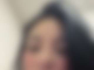 Kira Lopez's Live Sex Cam Show