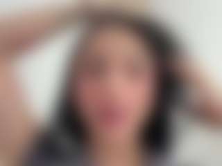 Kira Lopez's Live Sex Cam Show