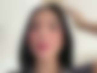 Kira Lopez's Live Sex Cam Show