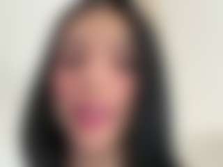 Kira Lopez's Live Sex Cam Show