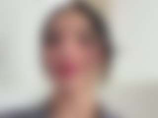 Kira Lopez's Live Sex Cam Show