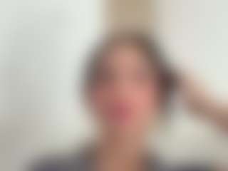 Kira Lopez's Live Sex Cam Show