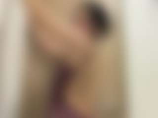 Kira Lopez's Live Sex Cam Show