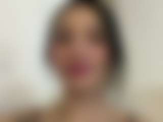 Kira Lopez's Live Sex Cam Show